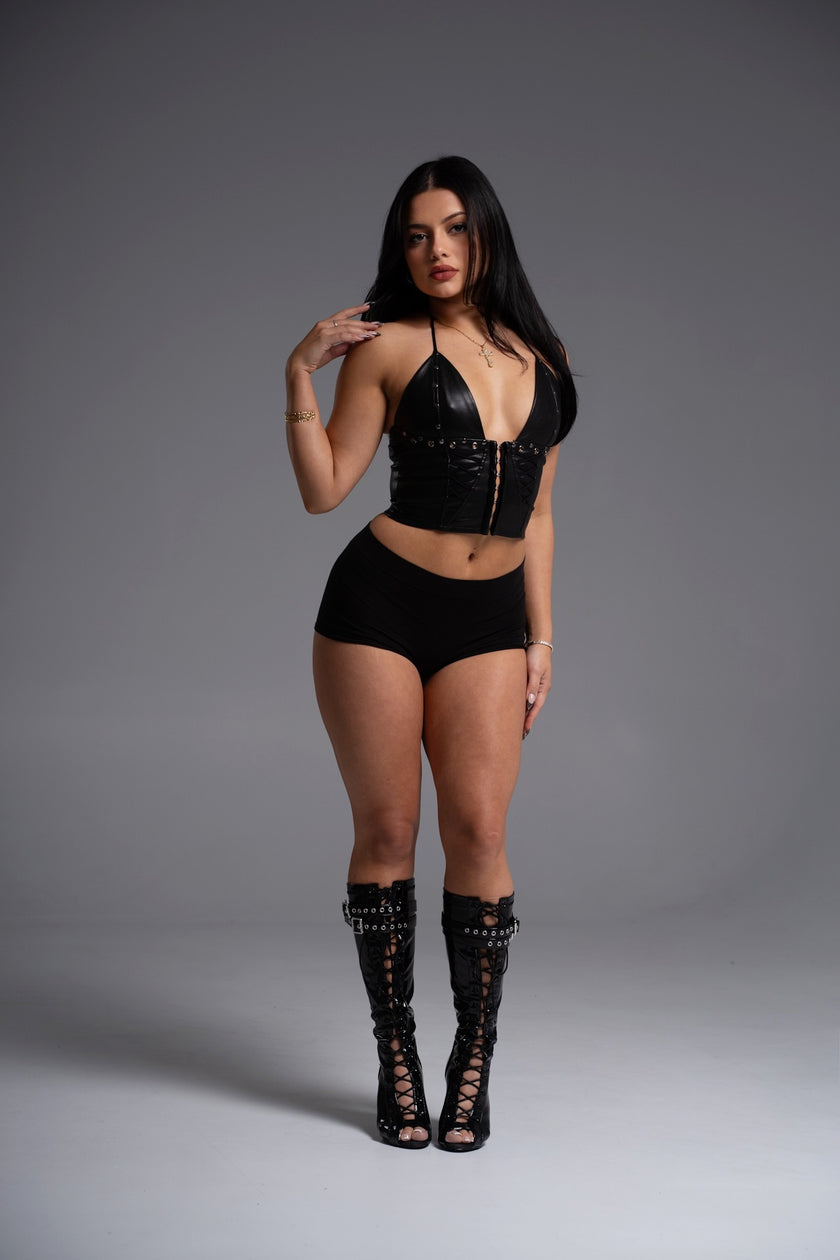 Rule Breaker - Black